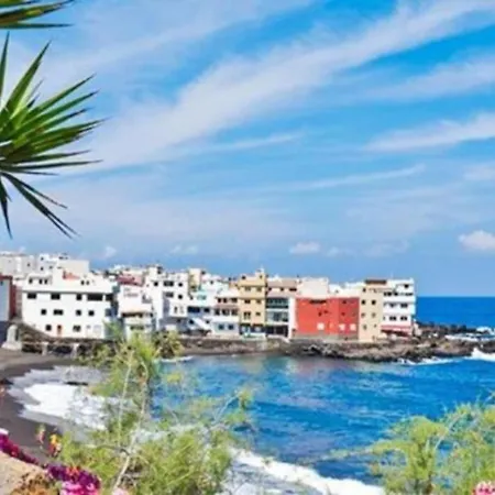 Best Location Near Beach & Lagomartianez Wifi Enjoy It !!! Apartment